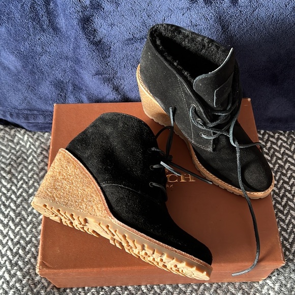 Coach suede boots with Sherpa lining - Picture 4 of 6